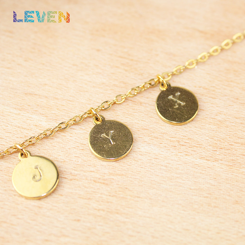 Pulsera círculos con iniciales