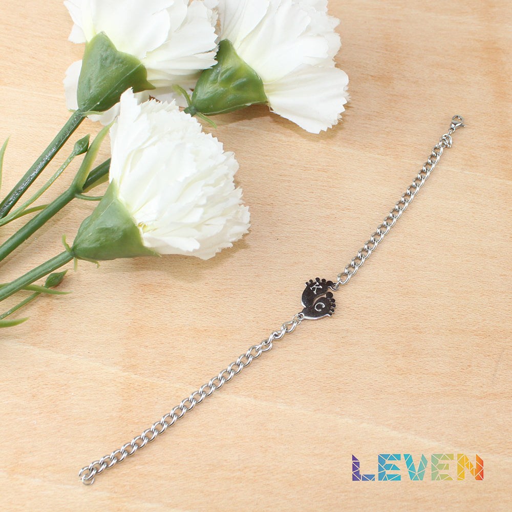 Pulsera Pies Iniciales Cadena gruesa