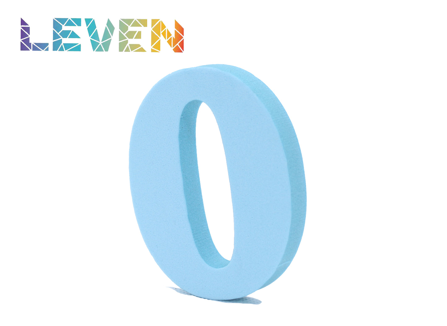 Letras decorativas 7.5cm Celeste 0