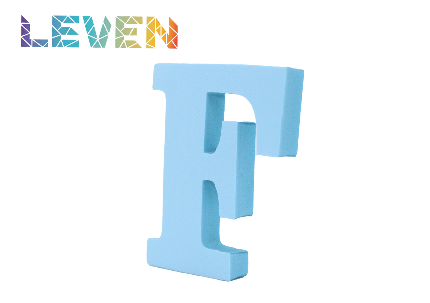 Letras decorativas 7.5cm Celeste F