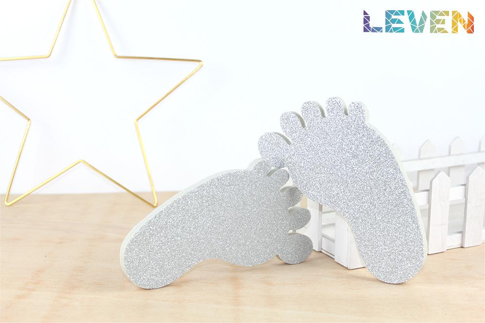 Figura Pies Plata purpurina
