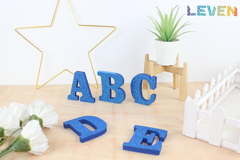 Letras decorativas 7.5cm Azul purpurina