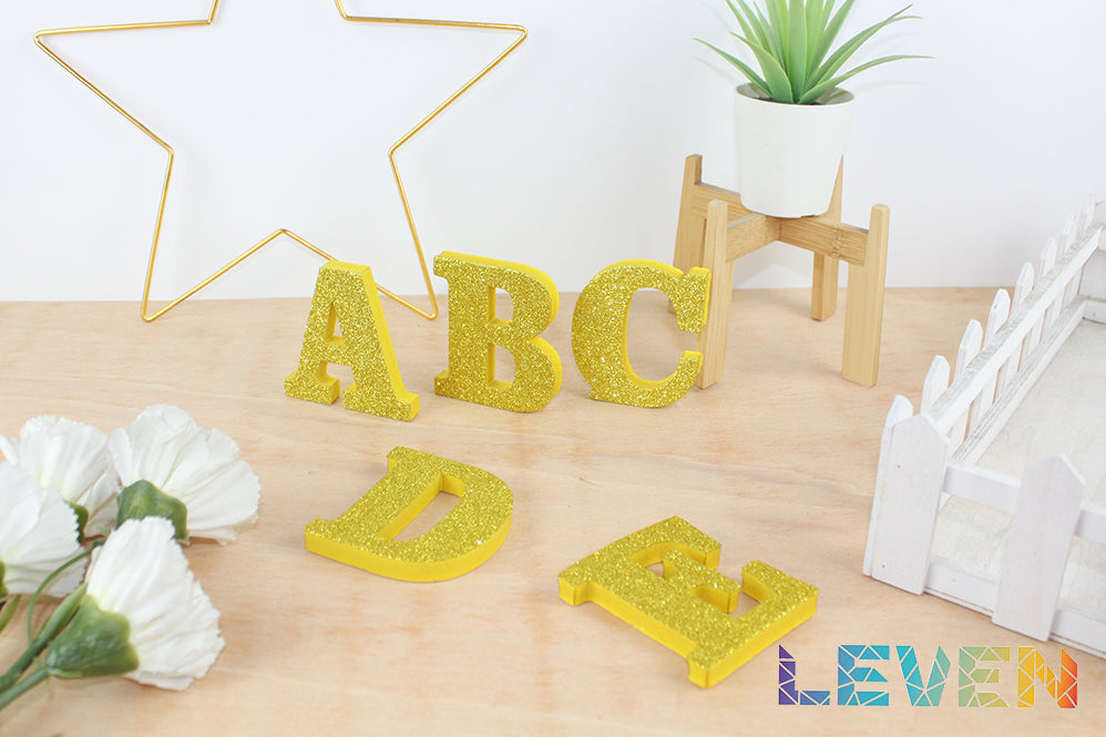Letras decorativas 7.5cm Oro purpurina