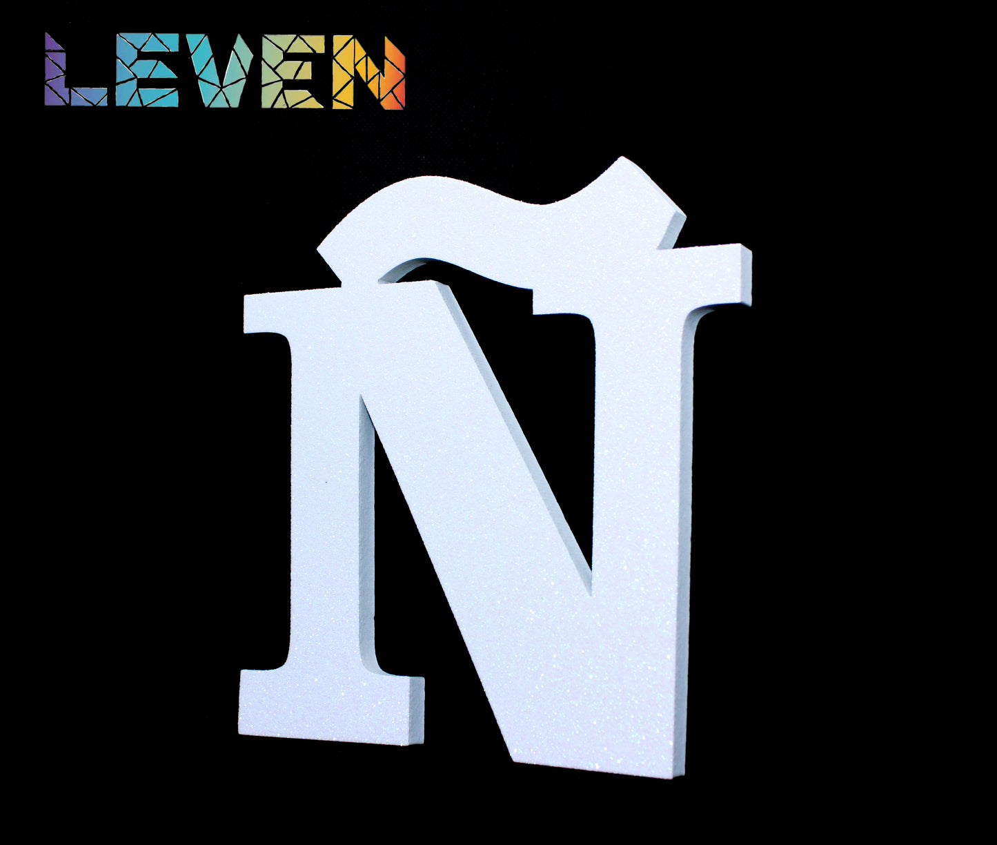 Letras decorativas 7.5cm Blanco purpurina Ñ