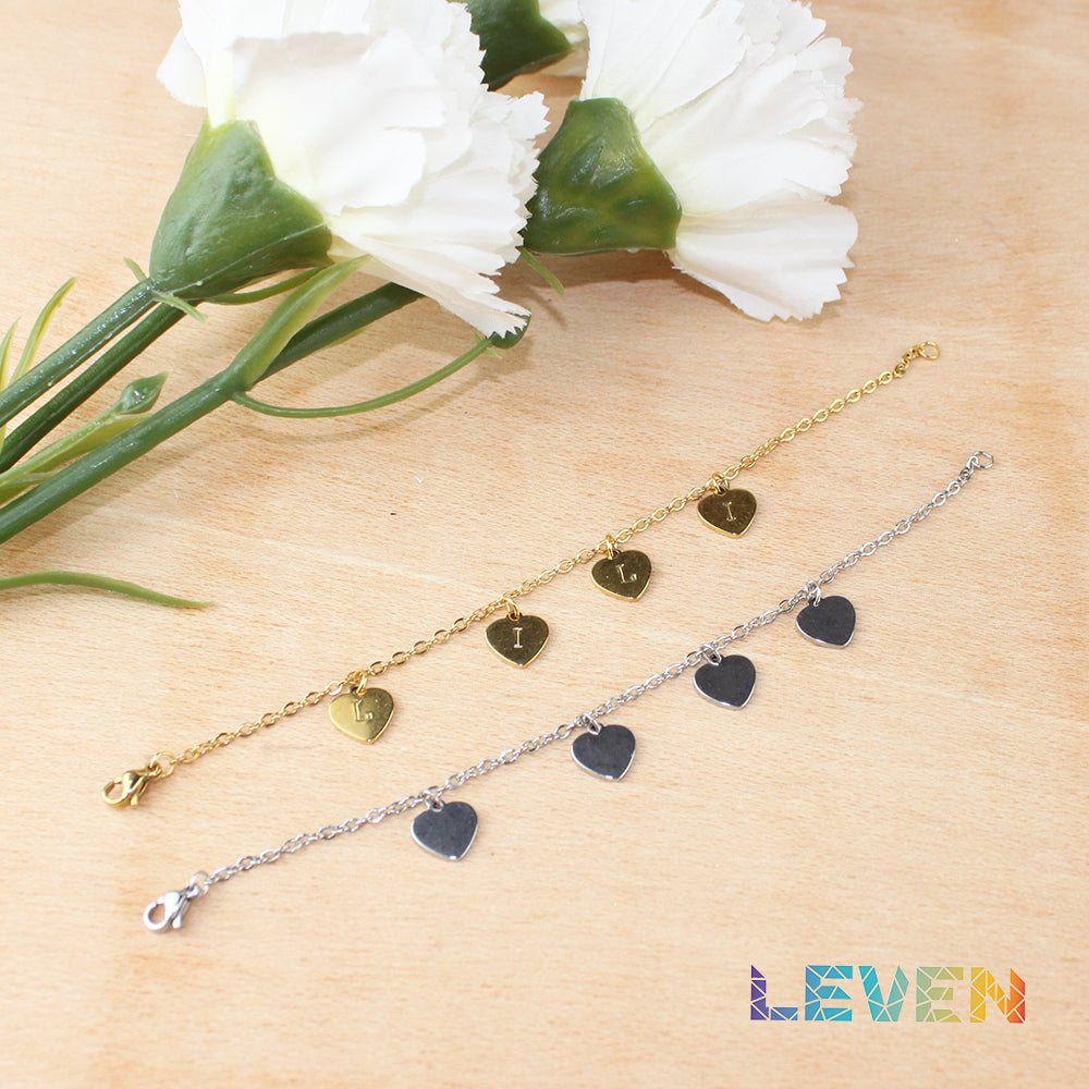 Pulsera corazones con iniciales